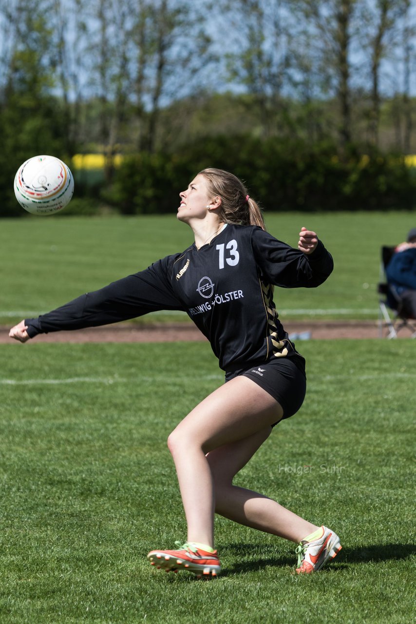 Bild 328 - Faustball Frauen Wiemersdorf